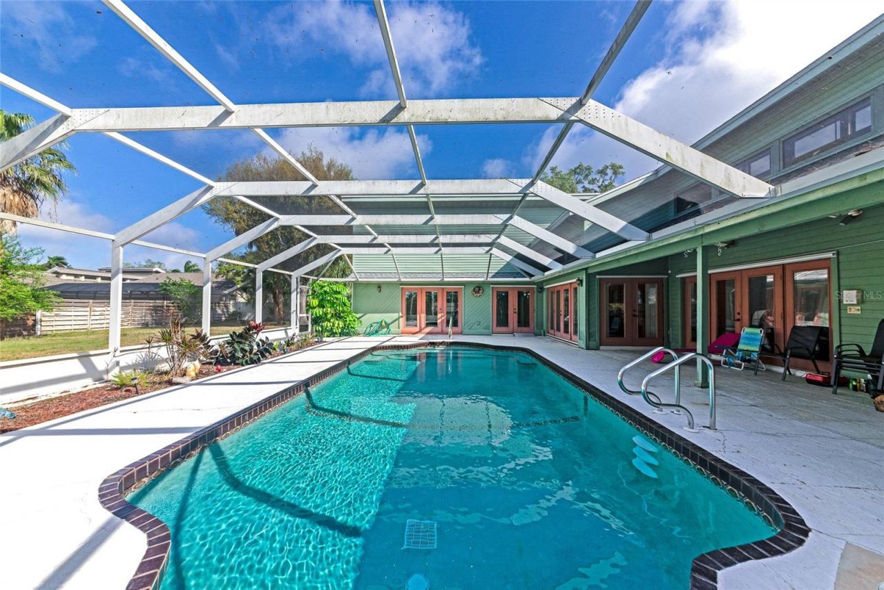 1316 Riverview Circle, Bradenton, FL 34209 Photo