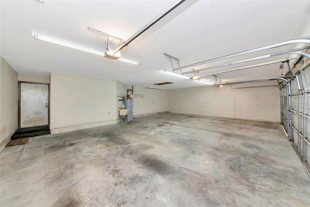 1316 Riverview Circle, Bradenton, FL 34209 Photo