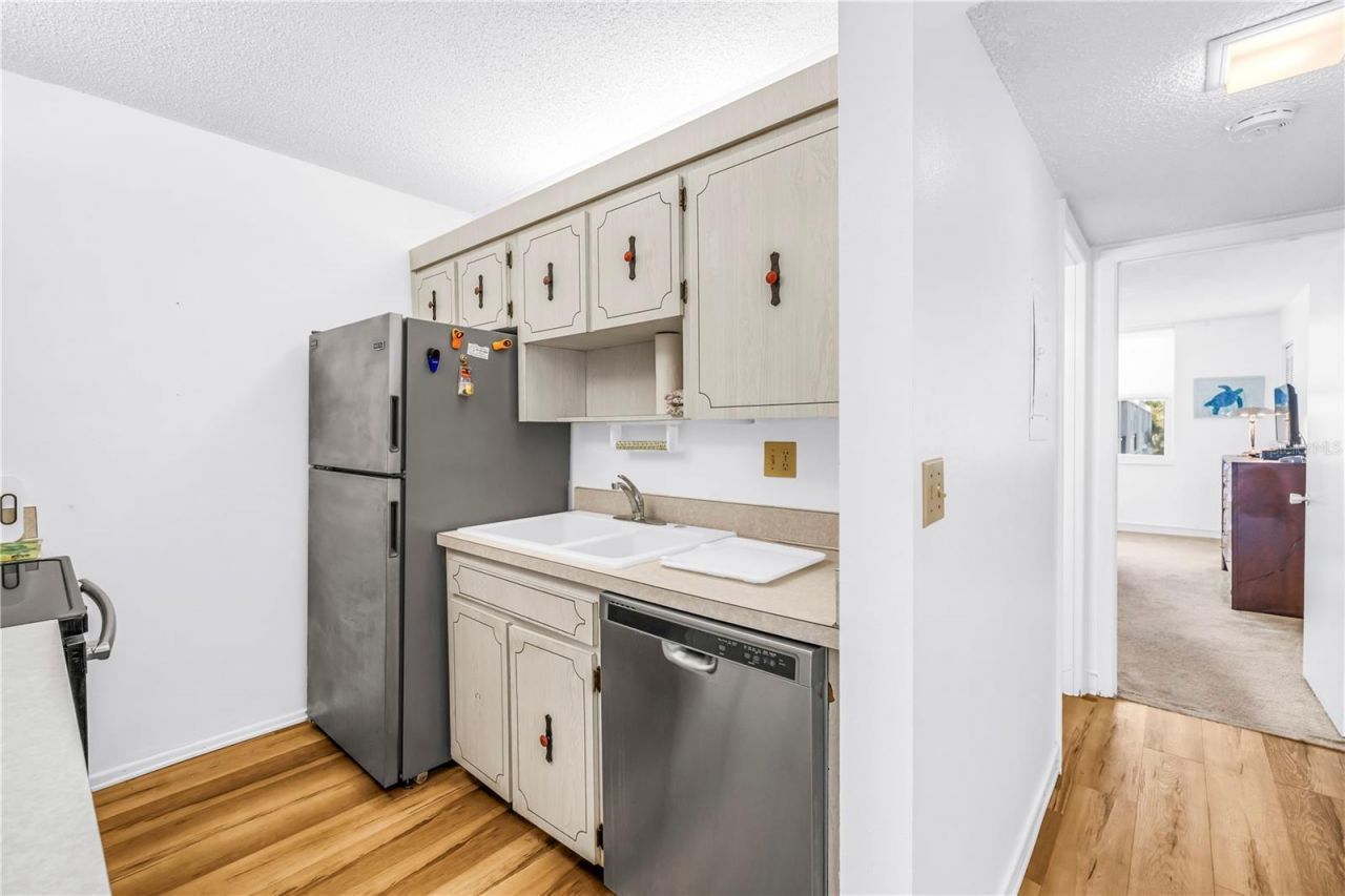 7401 Bay Island Drive S, Unit 328, South Pasadena, FL 33707 Photo