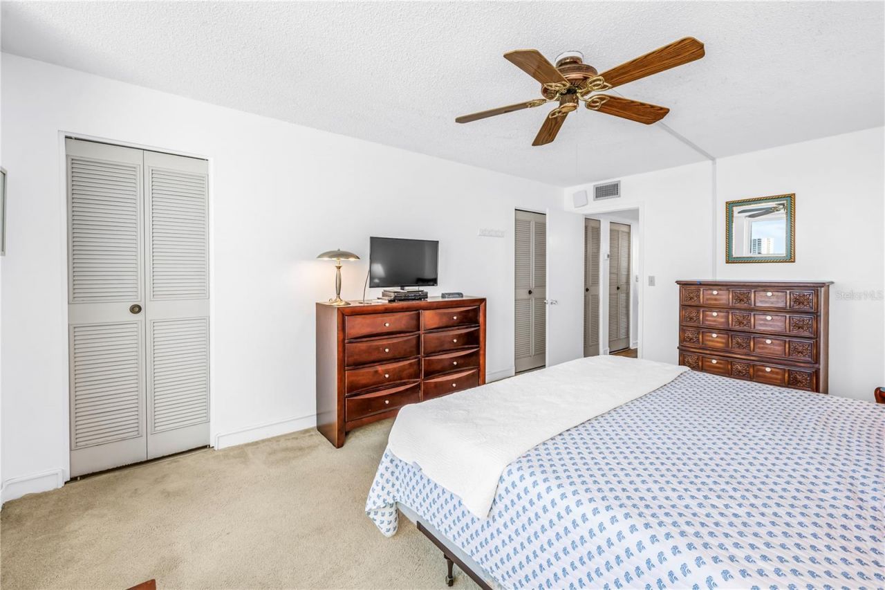 7401 Bay Island Drive S, Unit 328, South Pasadena, FL 33707 Photo