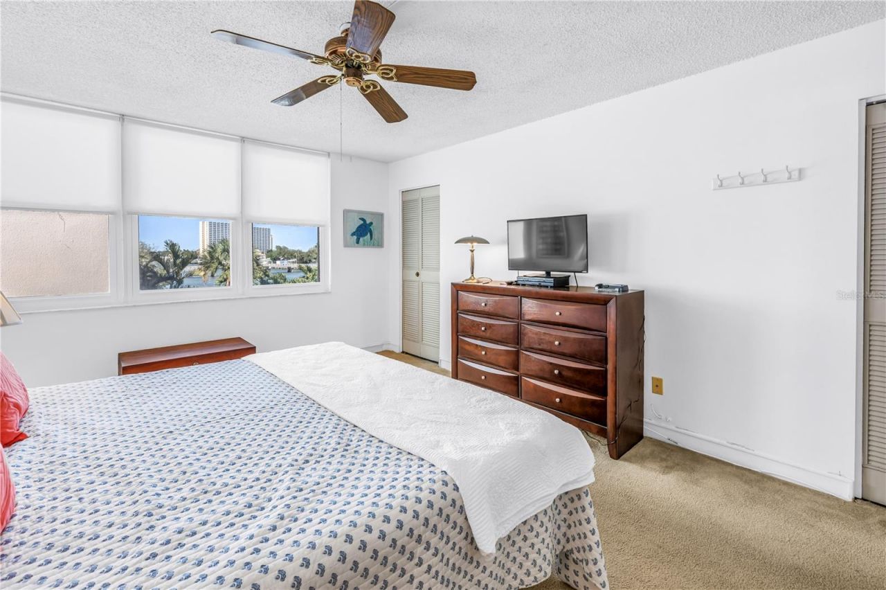 7401 Bay Island Drive S, Unit 328, South Pasadena, FL 33707 Photo