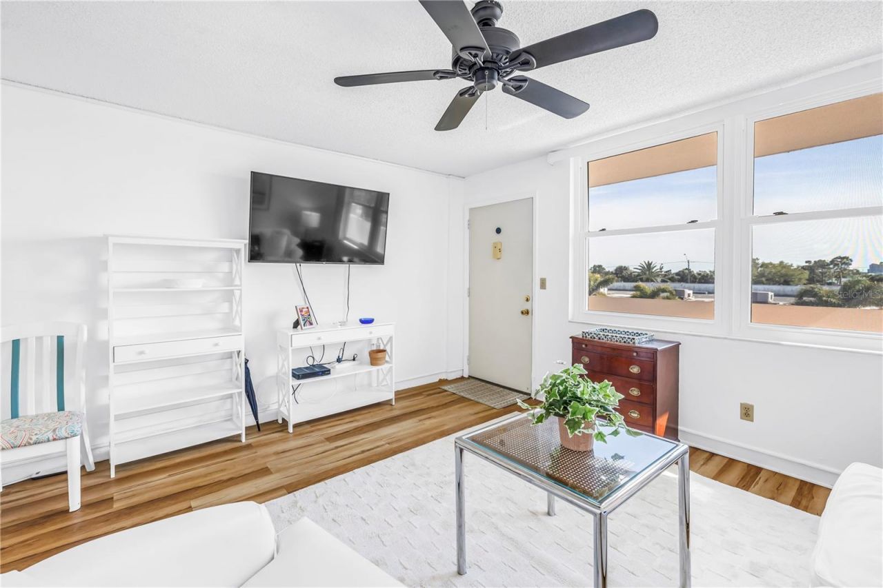 7401 Bay Island Drive S, Unit 328, South Pasadena, FL 33707 Photo