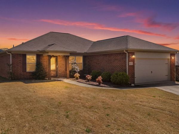 505 Bellview Ave N, Fayetteville, TN 37334