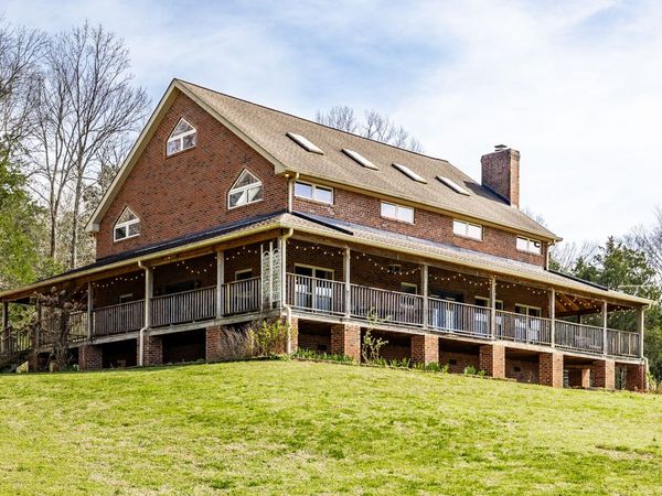 1705 Highway 141 N, Hartsville, TN 37074