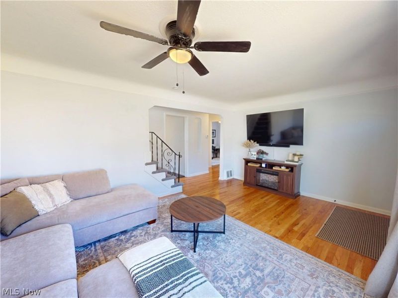 5406 Karen Isle Drive, Willoughby, OH 44094 Photo 6