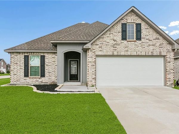 2800 GREEN BRIAR Drive, Marrero, LA 70072