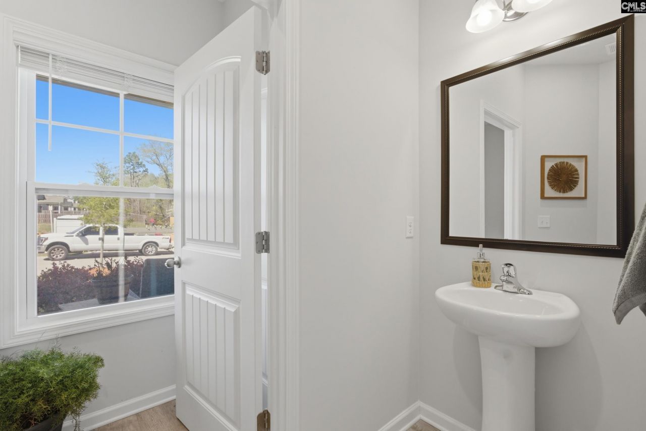 130 Judiths Path Photo 15