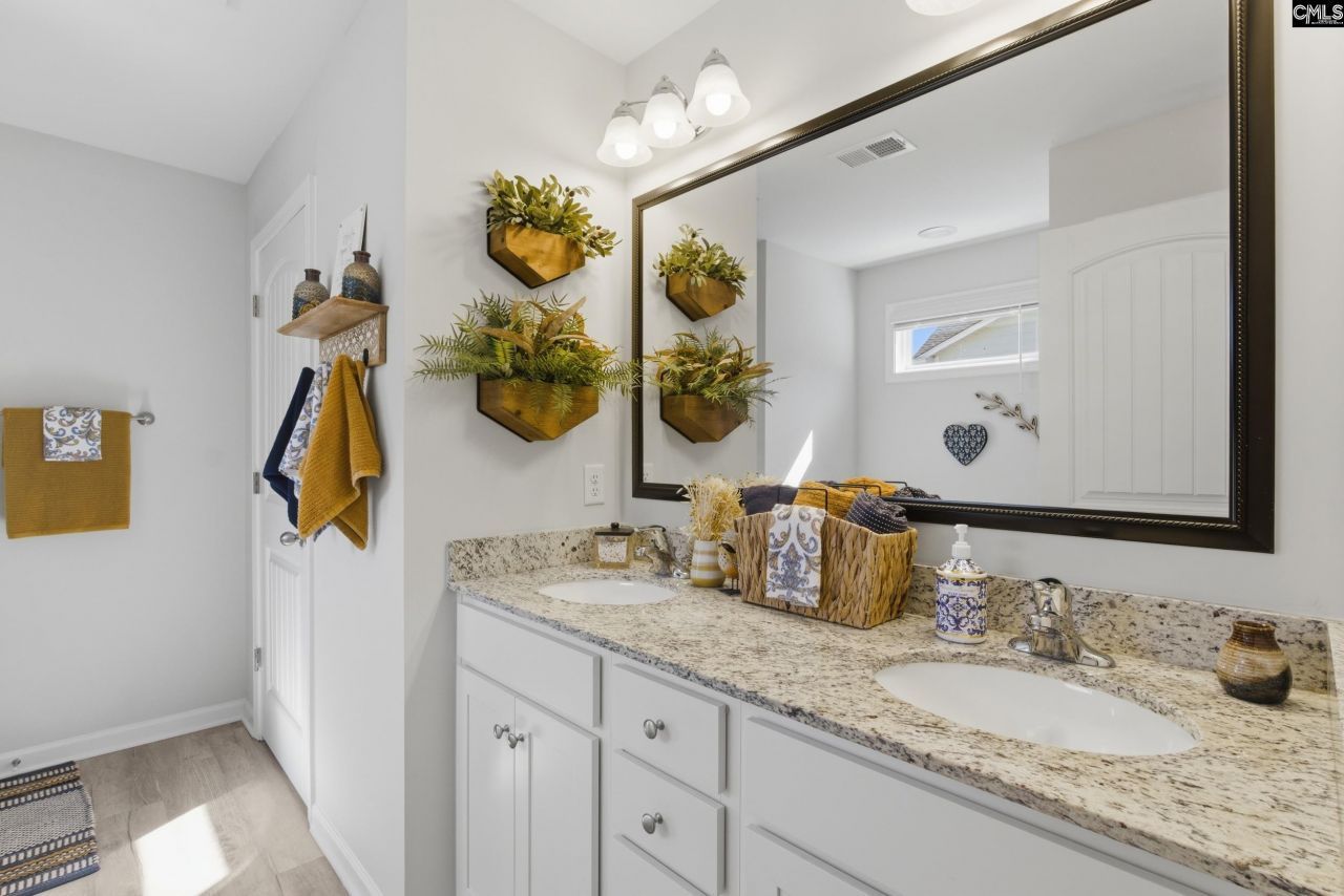 130 Judiths Path Photo 18