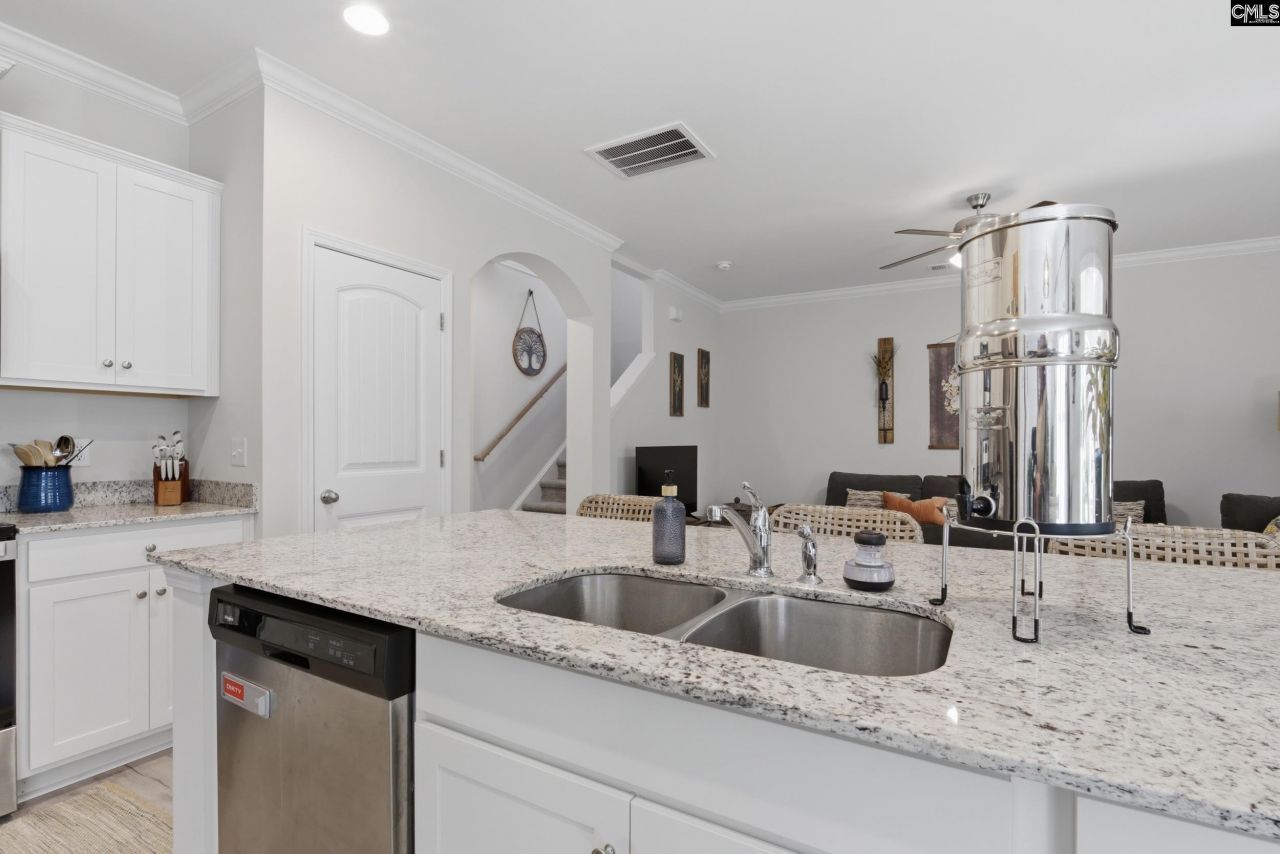 130 Judiths Path Photo 6