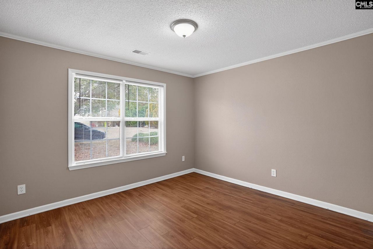 200 Kingston Trace Road  Photo 24