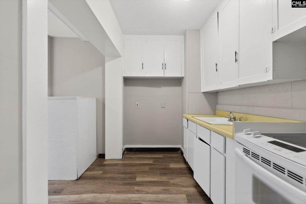 517 Johnson Avenue Photo 15