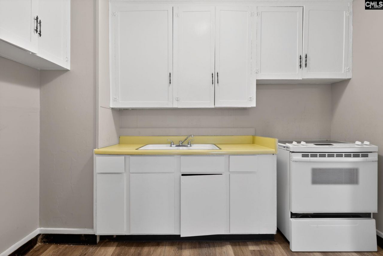 517 Johnson Avenue Photo 19