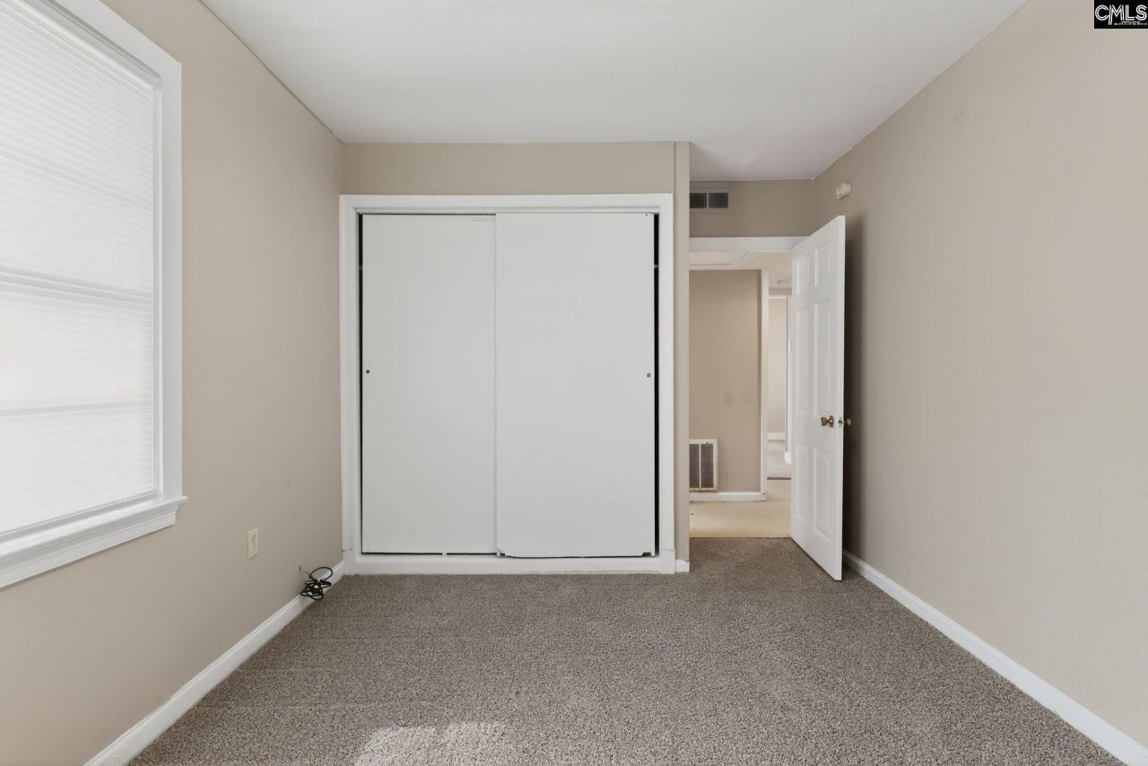 517 Johnson Avenue Photo 21