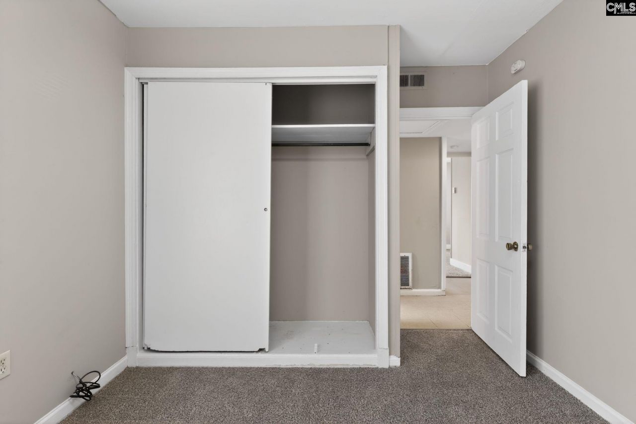 517 Johnson Avenue Photo 22