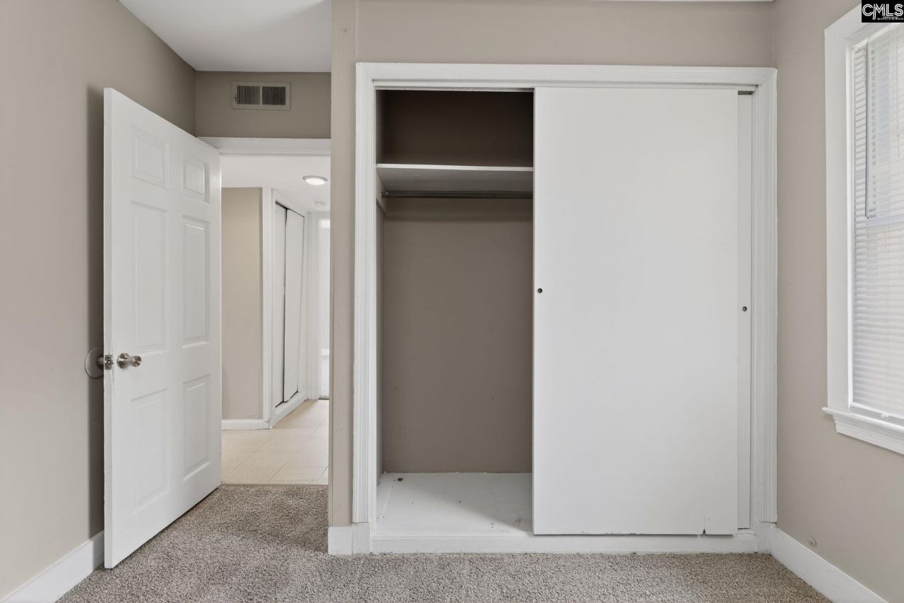 517 Johnson Avenue Photo 28