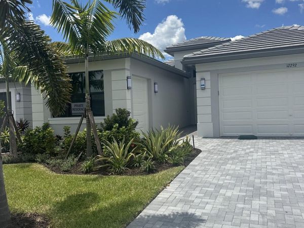 12292 SW Compass Point Drive, Port St. Lucie, FL 34987