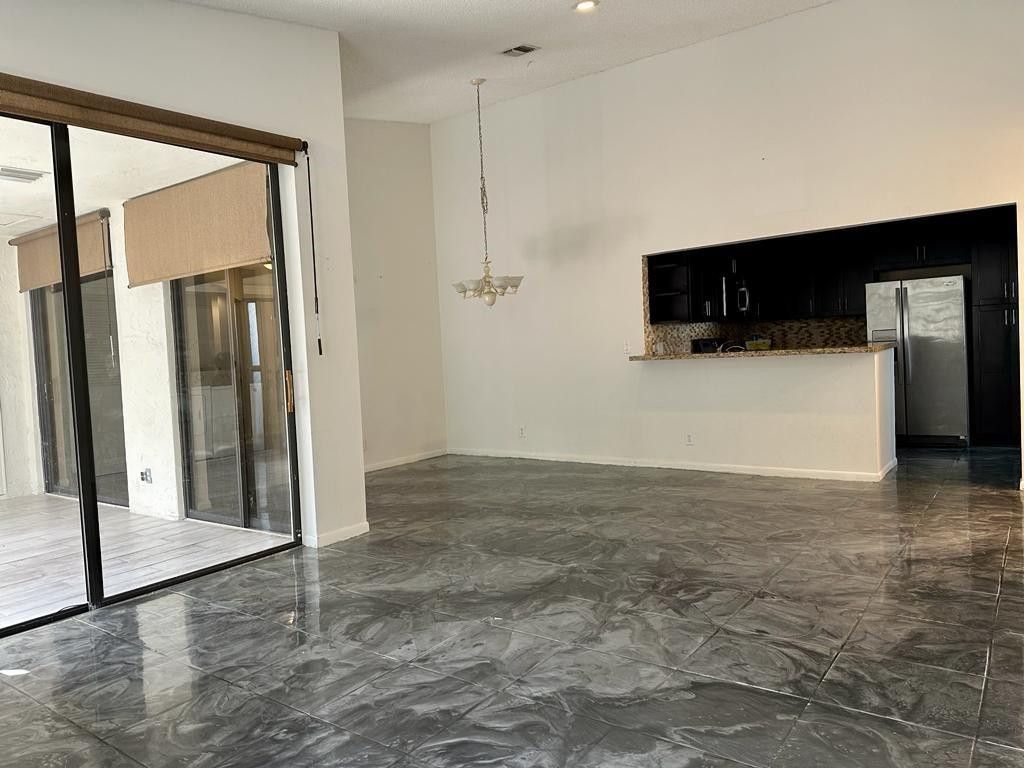 5438 Verona Drive Unit 812 L Drive, Unit L, Boynton Beach, FL 33437 Photo