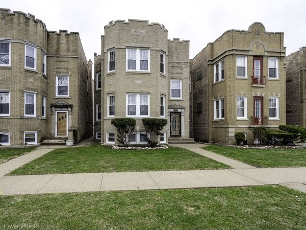 3132 N Marmora Avenue, Chicago, IL 60634
