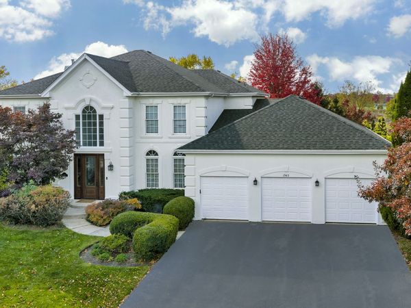 1563 Suzann Terrace , Northbrook, IL 60062