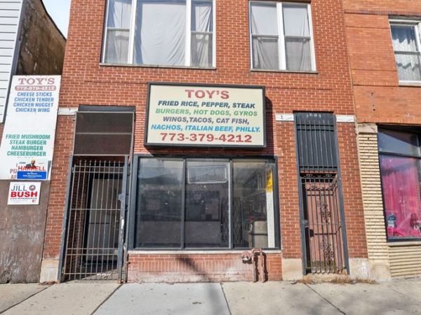 336 S Laramie Avenue , Chicago, IL 60644