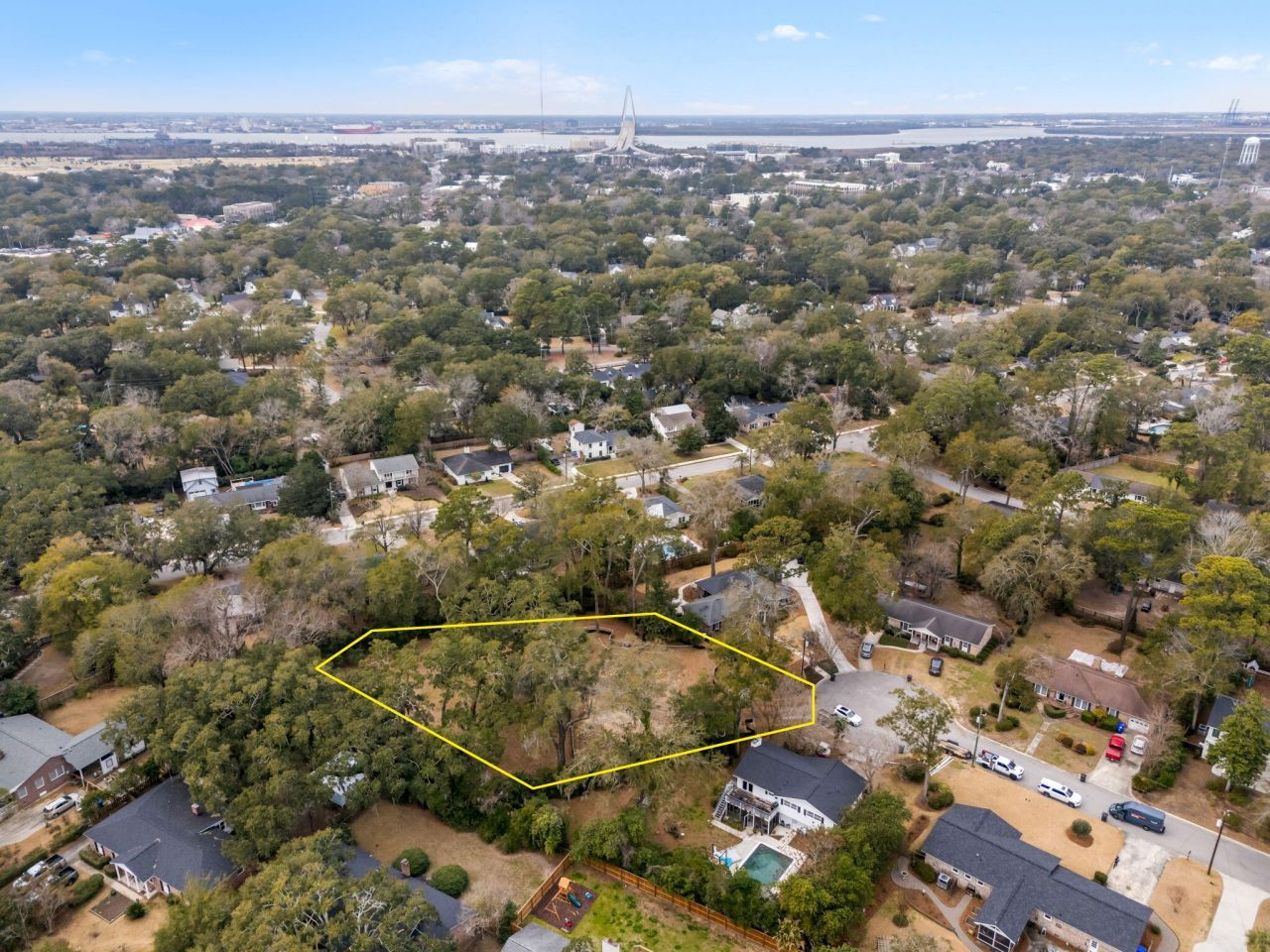 1042 Chambers Lane Photo 13