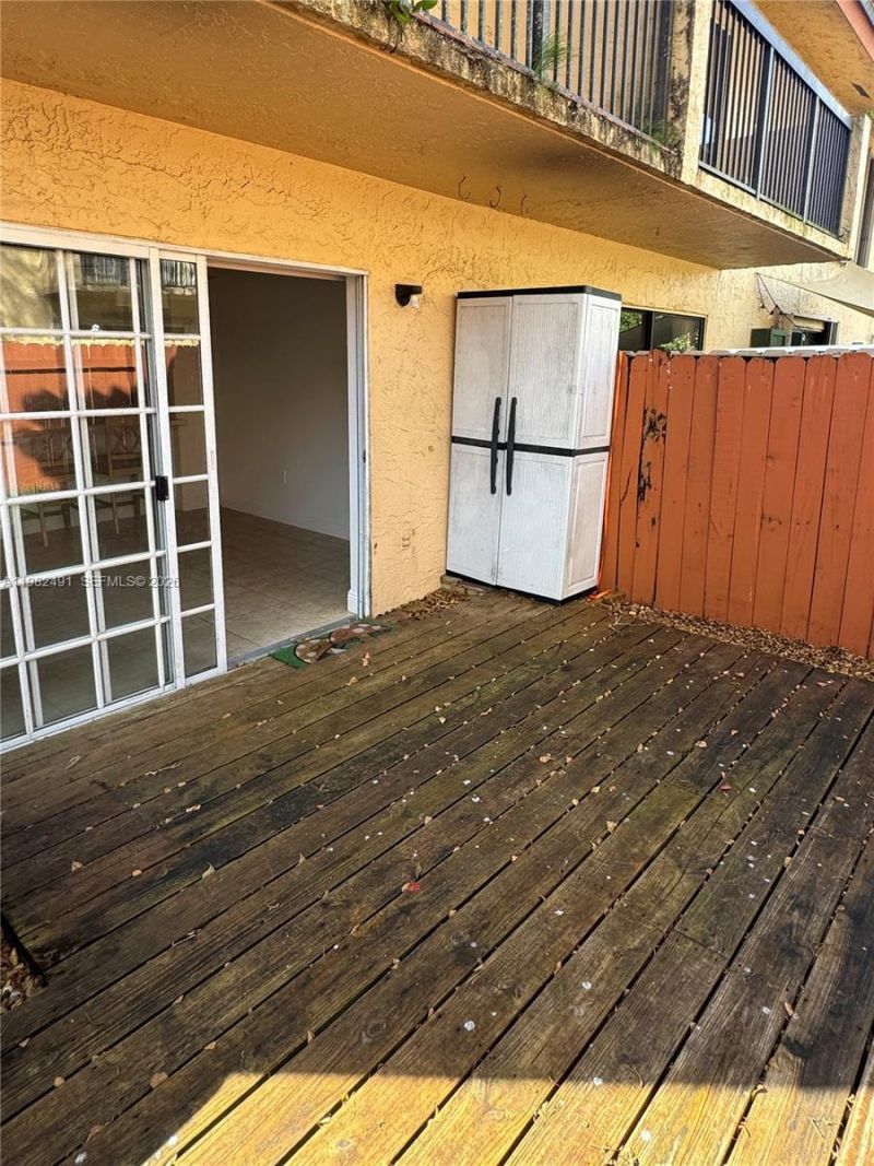 10220 SW 77th Ct , Miami, FL 33156 Photo