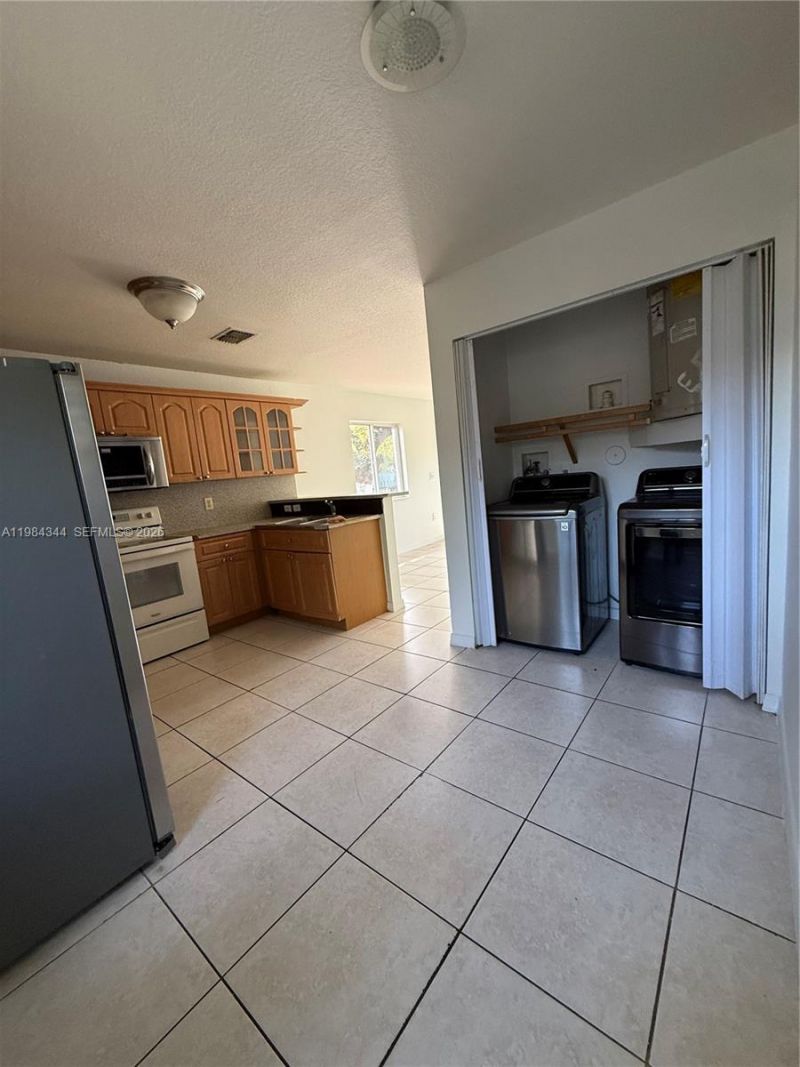 3815 NW 13th Ave, Unit 3815, Miami, FL 33142 Photo