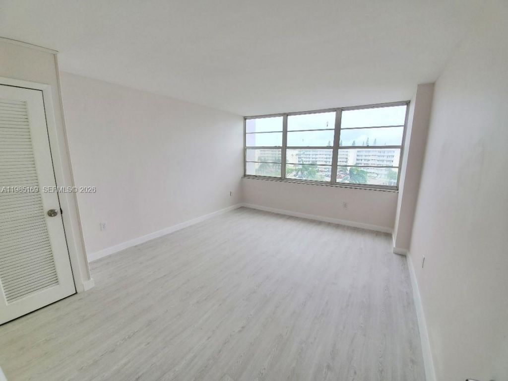 18011 Biscayne Blvd, Unit 503, Aventura, FL 33160 Photo