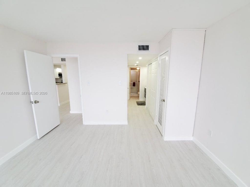 18011 Biscayne Blvd, Unit 503, Aventura, FL 33160 Photo