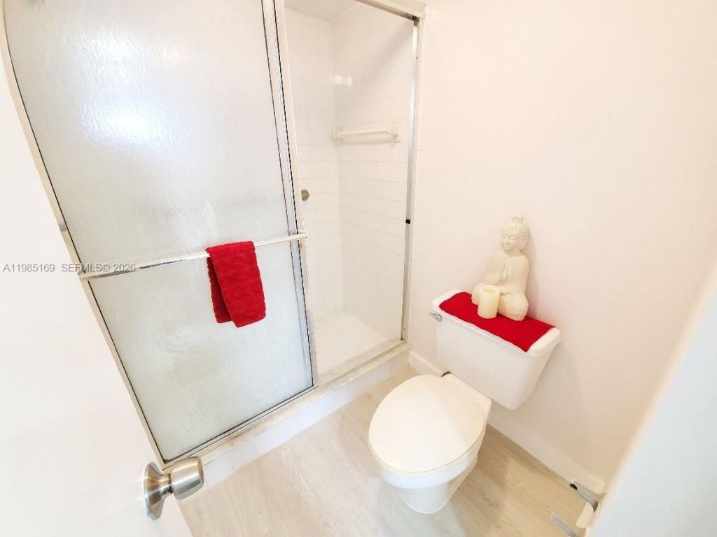 18011 Biscayne Blvd, Unit 503, Aventura, FL 33160 Photo