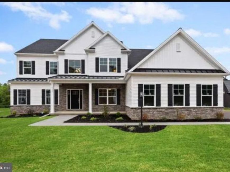 110 Elena , Harrisburg, PA 17112 Main Photo