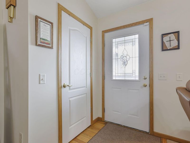 334 Glenridge Circle, Howard, OH 43028 Photo 8