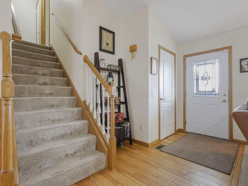 334 Glenridge Circle, Howard, OH 43028 Photo 9