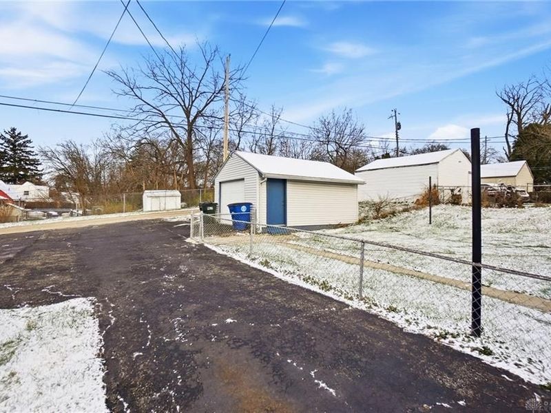 1215 Philadelphia Drive, Dayton, OH 45406 Photo 23