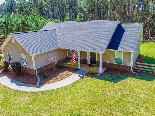 206 Rockhouse Road, Senoia, GA 30276