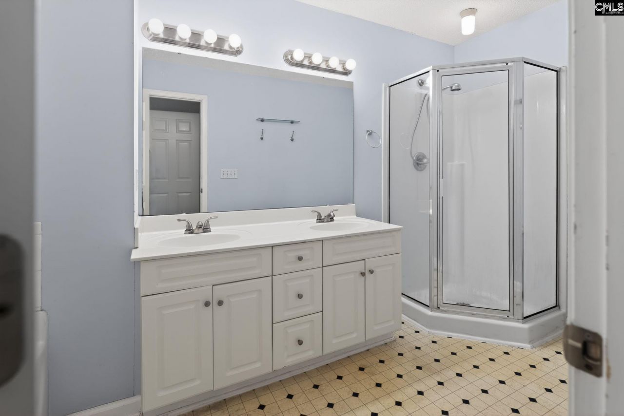 203 Caddis Creek Road  Photo 18