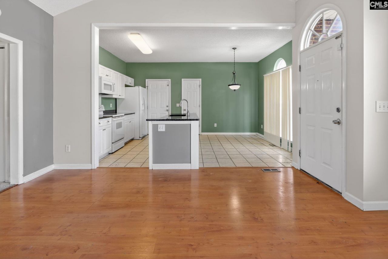 203 Caddis Creek Road  Photo 7