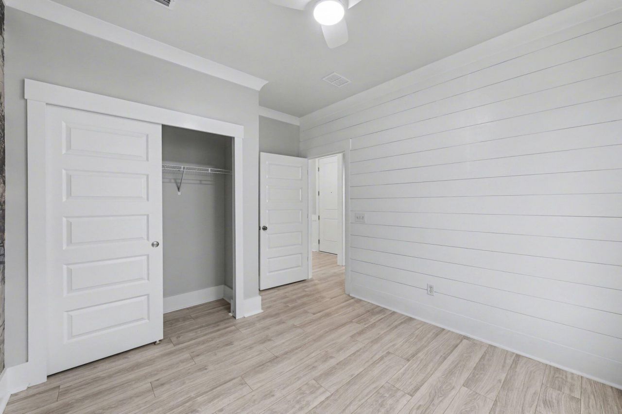 1970 Parish House Circle Photo 21