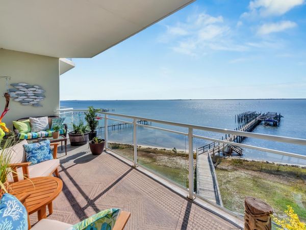 8747 Navarre Parkway, UNIT 404, Navarre, FL 32566