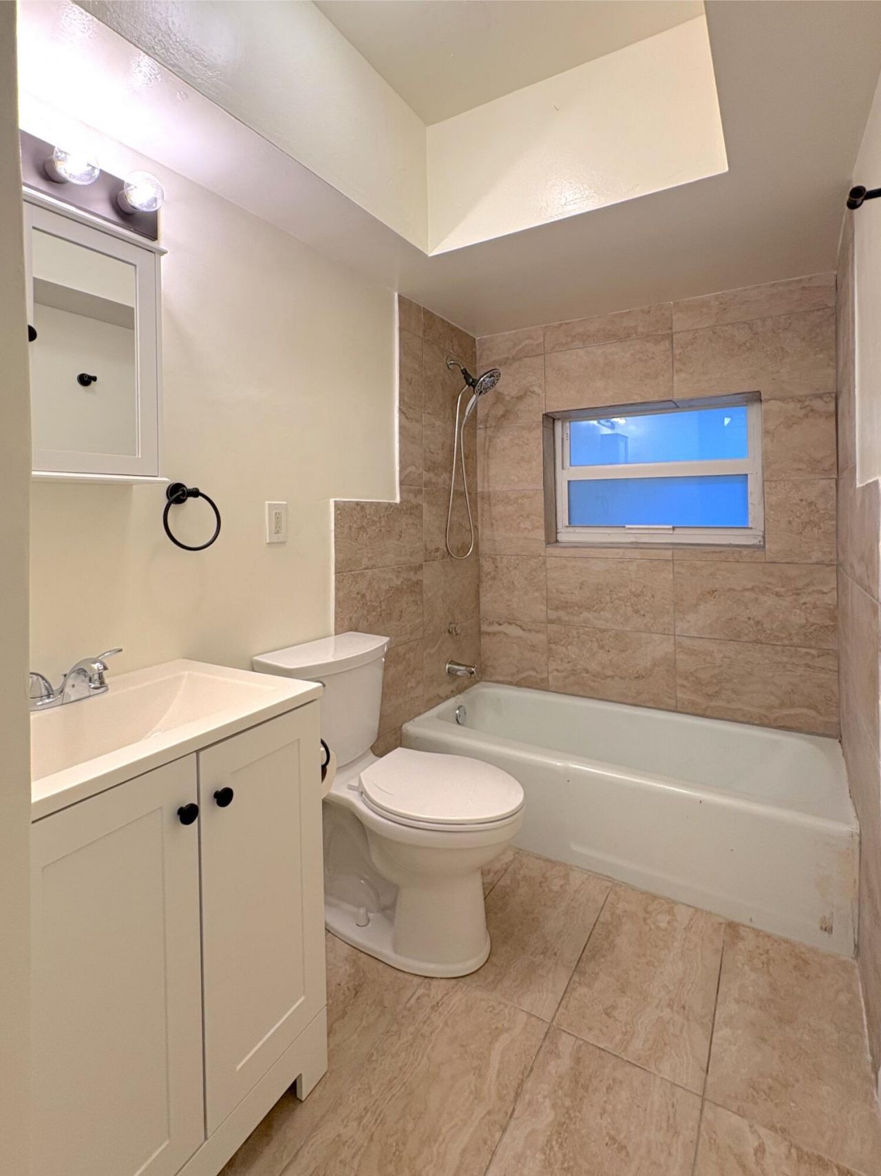 1124 NE 5th Avenue, Unit 6, Fort Lauderdale, FL 33304 Photo