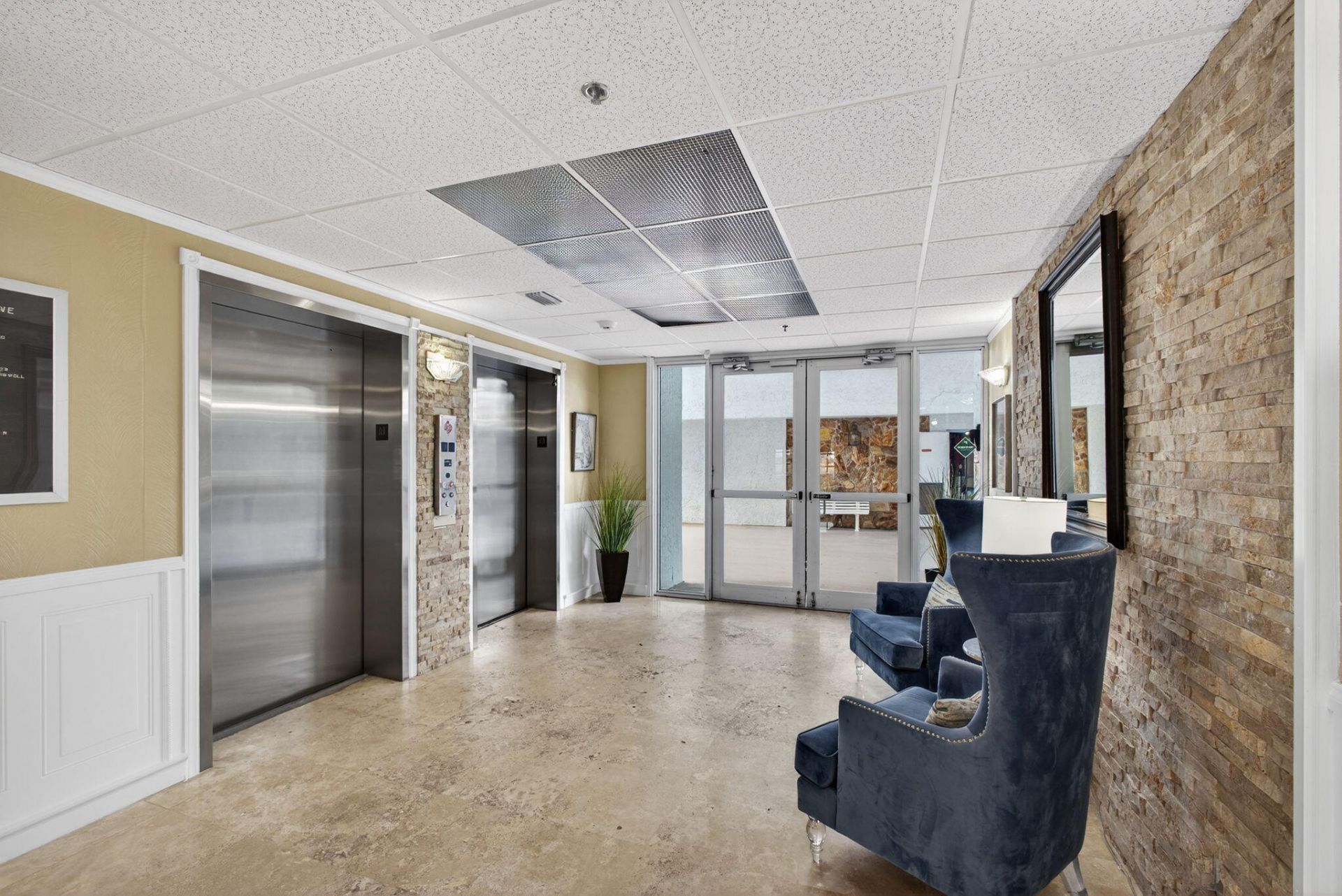 3040 Lake Shore Drive, Riviera Beach, FL 33404 Photo