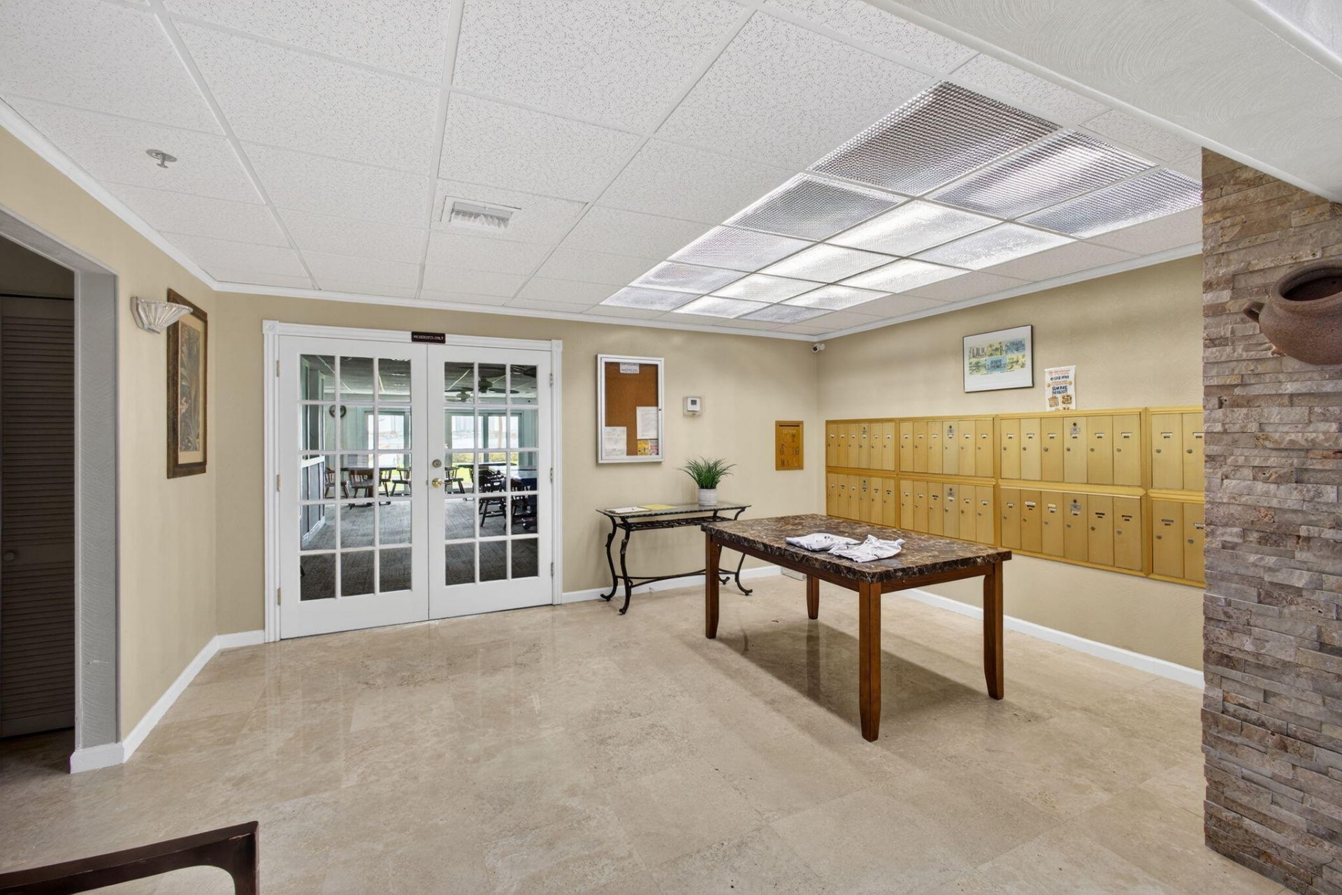 3040 Lake Shore Drive, Riviera Beach, FL 33404 Photo