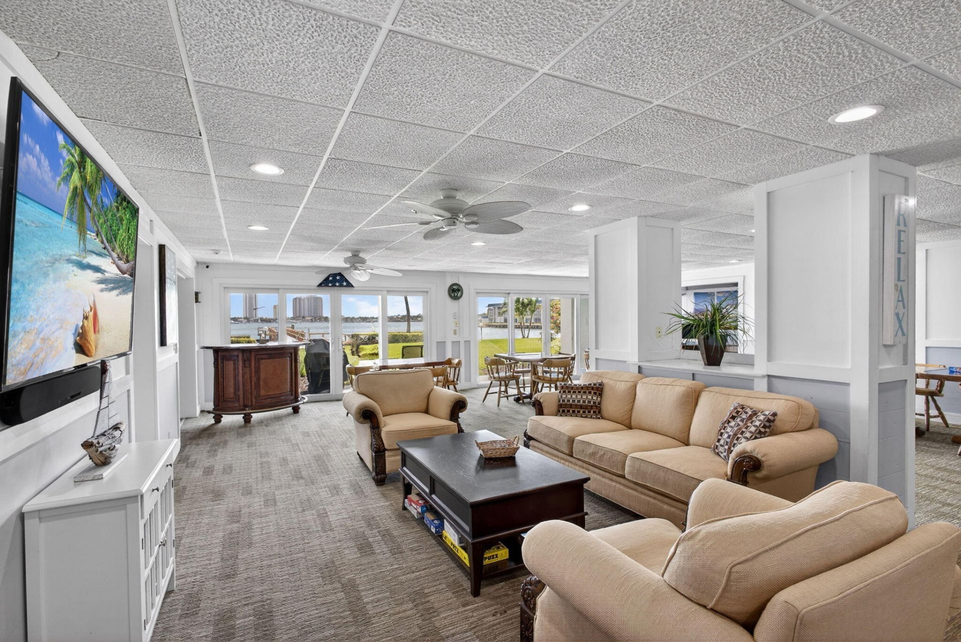 3040 Lake Shore Drive, Riviera Beach, FL 33404 Photo