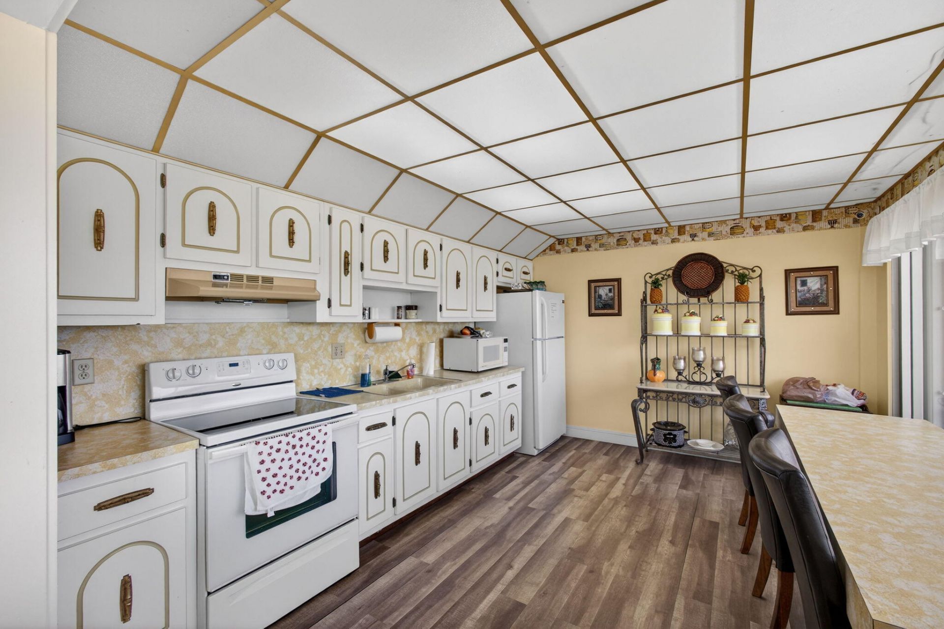 3040 Lake Shore Drive, Riviera Beach, FL 33404 Photo