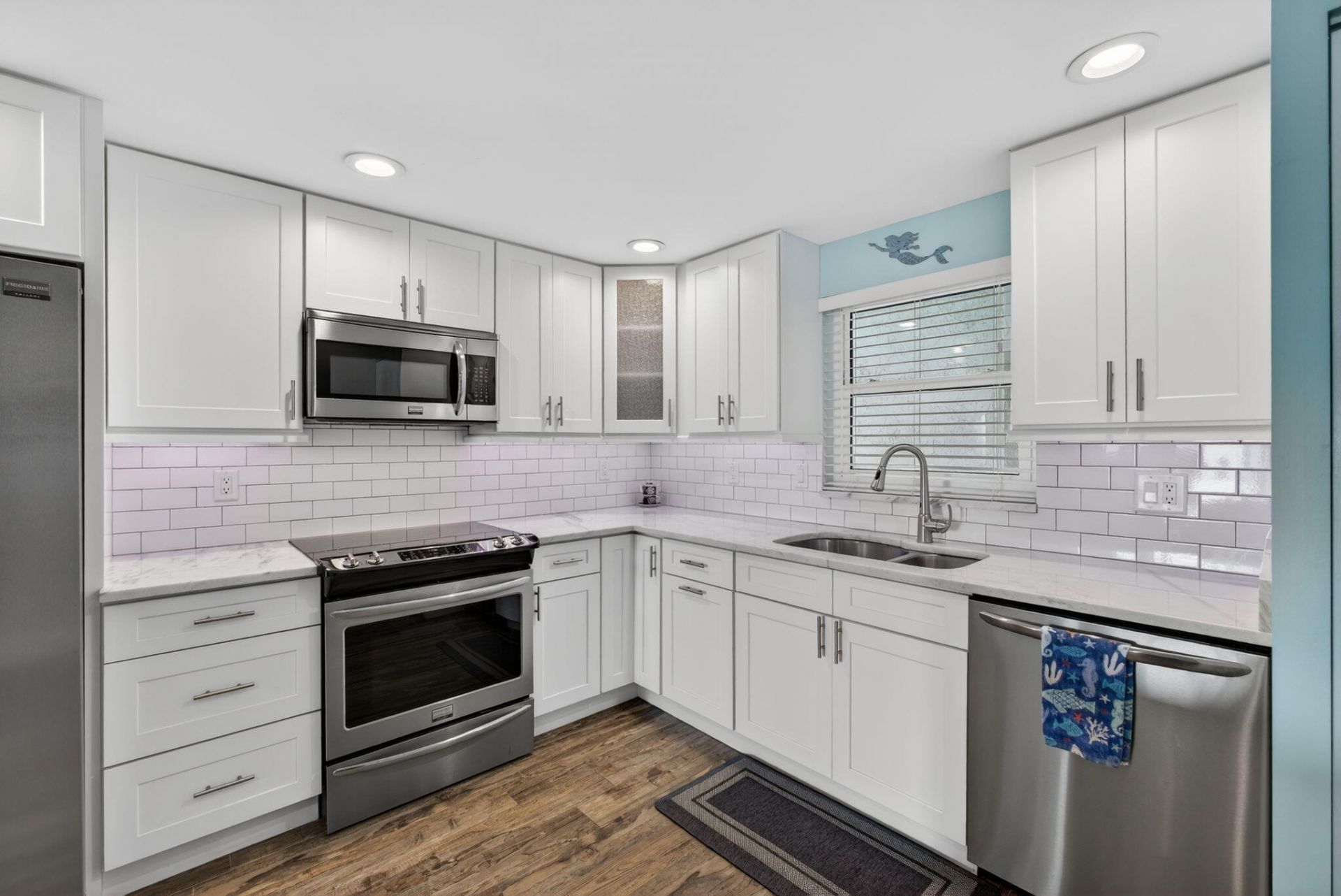 3040 Lake Shore Drive, Riviera Beach, FL 33404 Photo