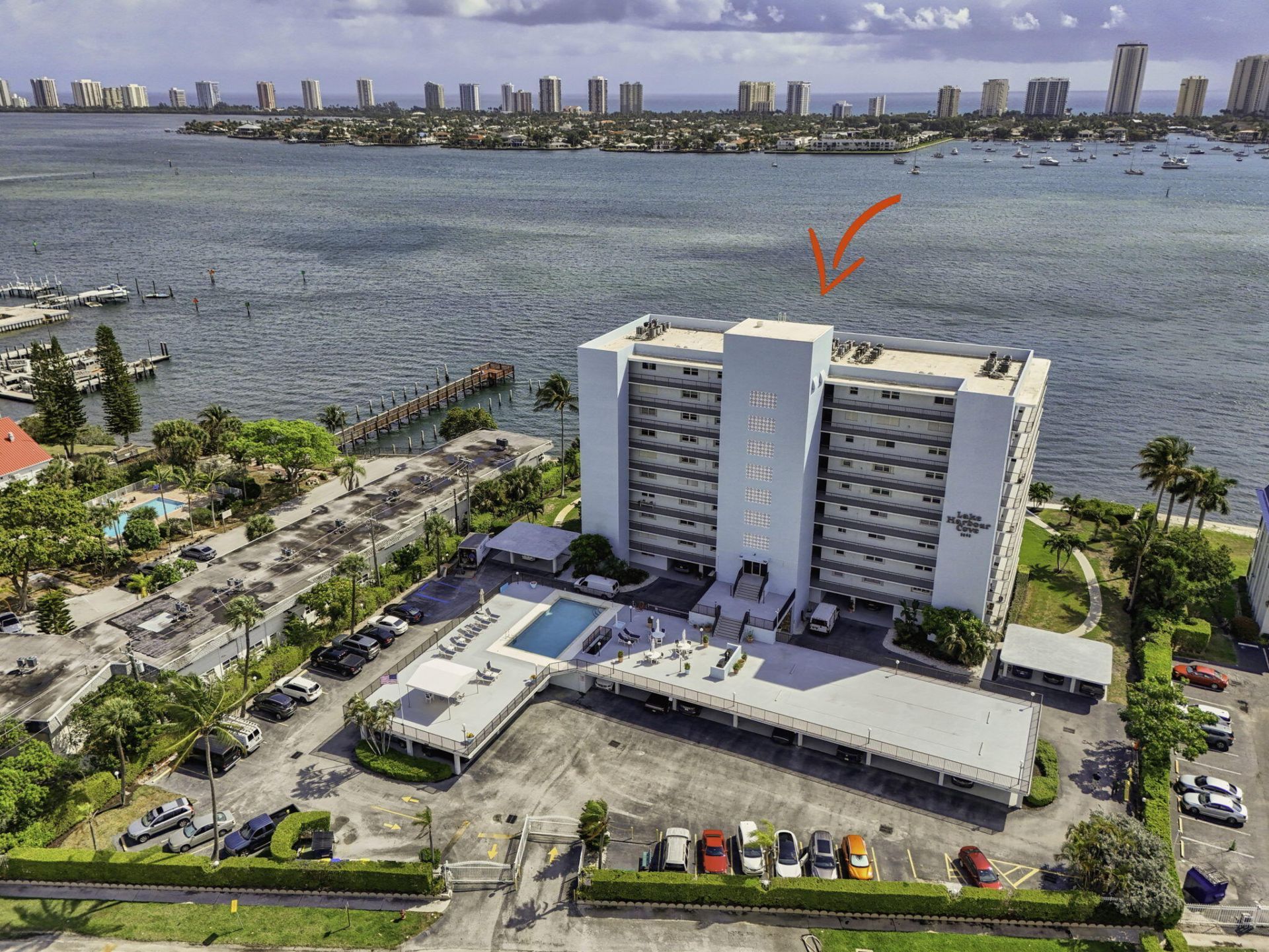 3040 Lake Shore Drive, Riviera Beach, FL 33404 Photo