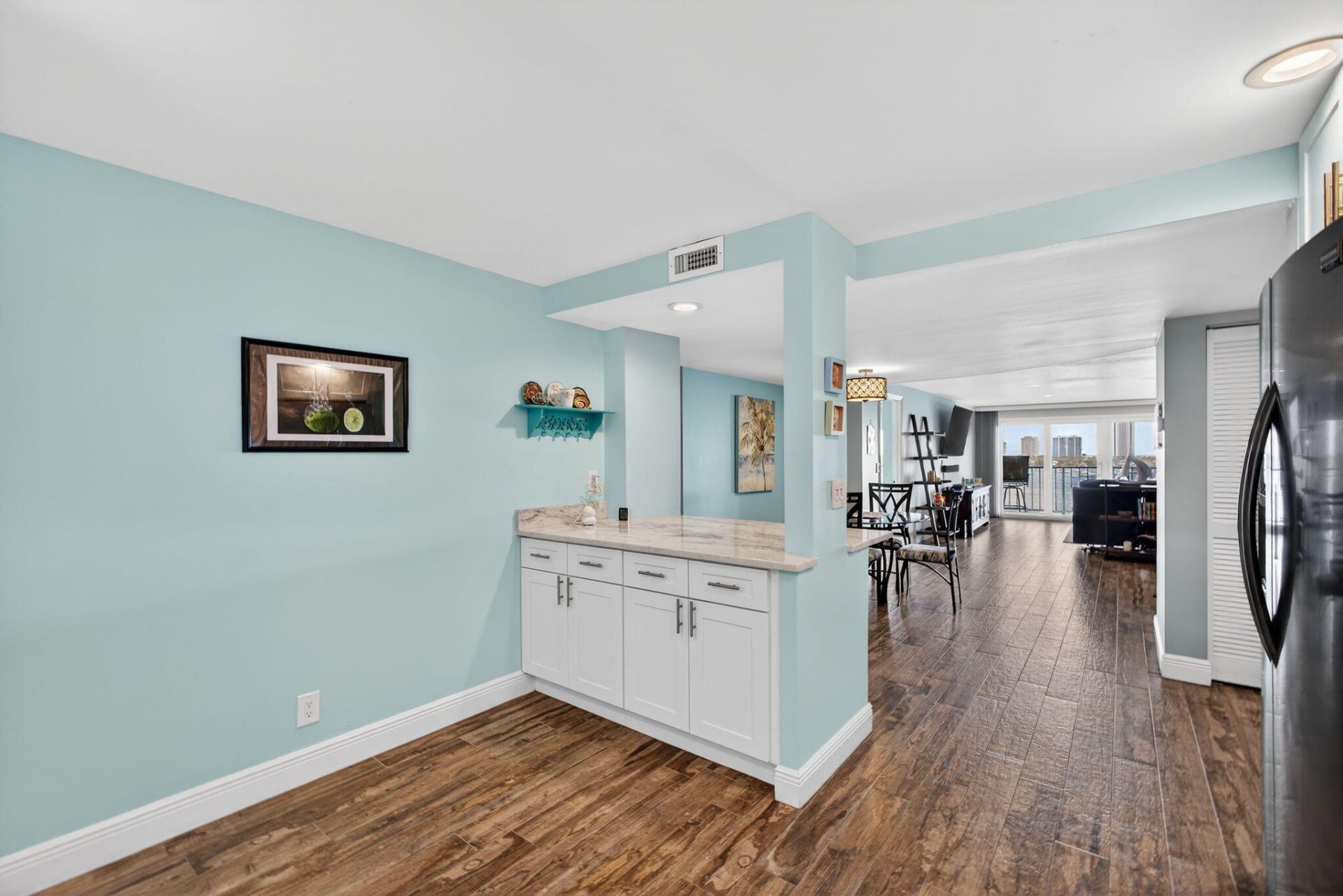 3040 Lake Shore Drive, Riviera Beach, FL 33404 Photo