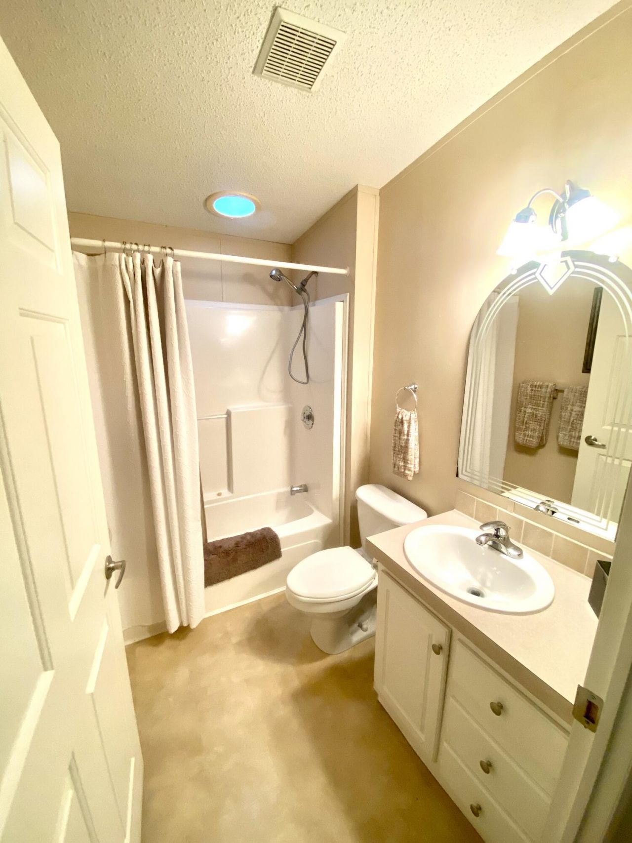 4307 SE Sweetwood Way, Stuart, FL 34997 Photo