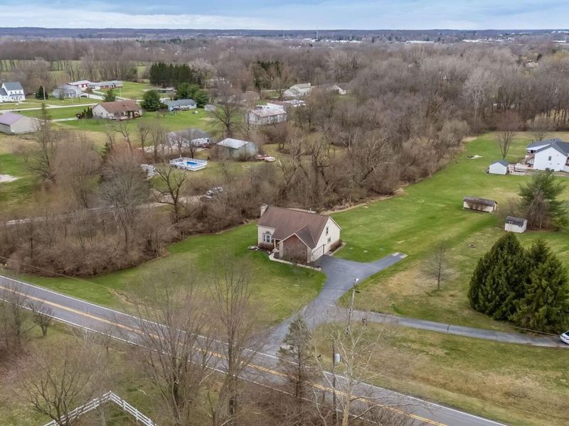 974 Berlin Station Road, Delaware, OH 43015 Photo 12