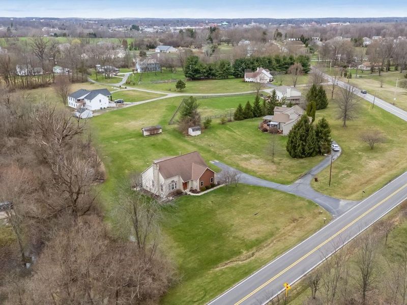 974 Berlin Station Road, Delaware, OH 43015 Photo 13